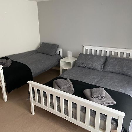Cosy 3-Bedroom House, Stones Throw To Beach Weymouth Eksteriør billede
