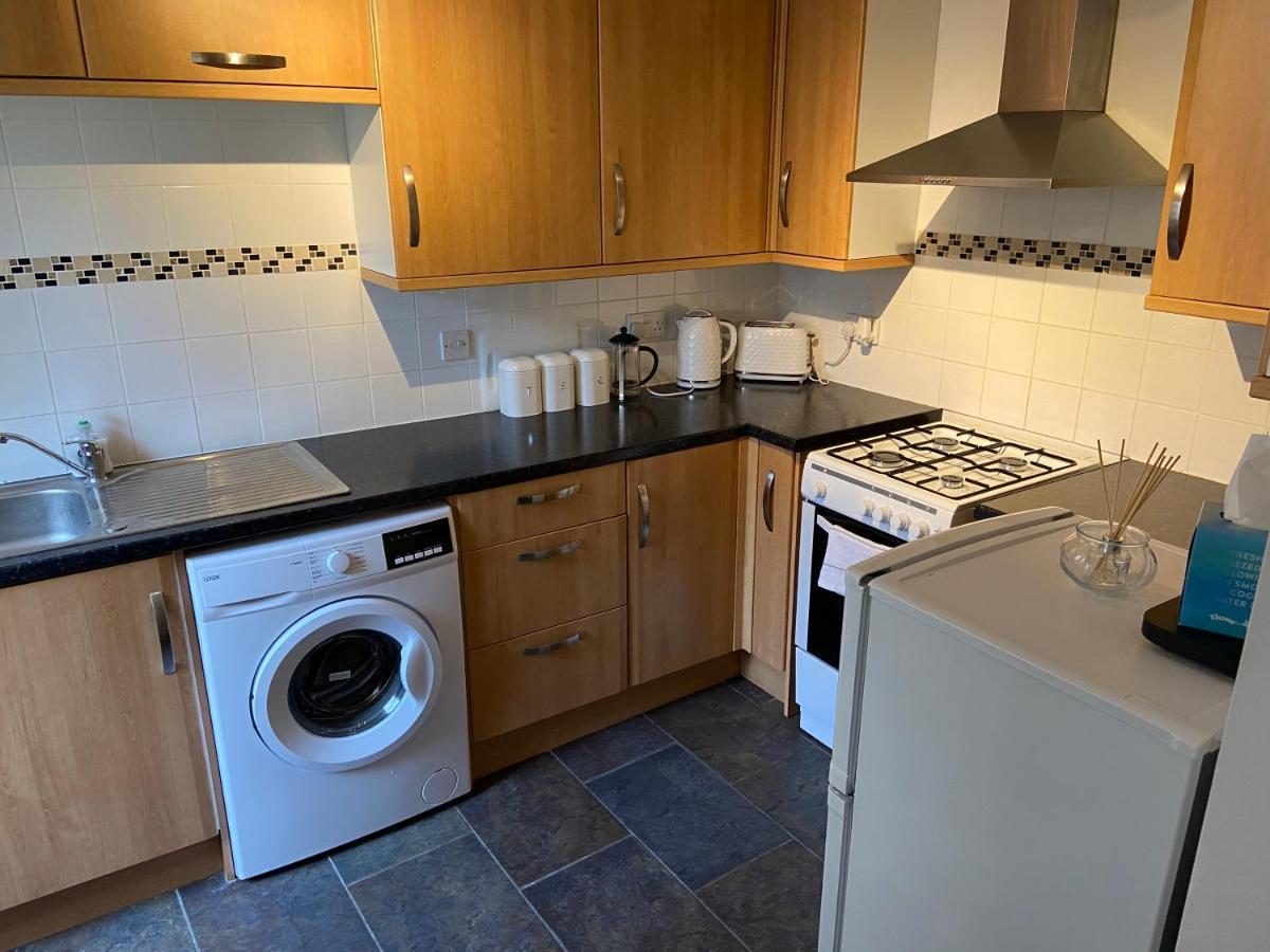 Cosy 3-Bedroom House, Stones Throw To Beach Weymouth Eksteriør billede