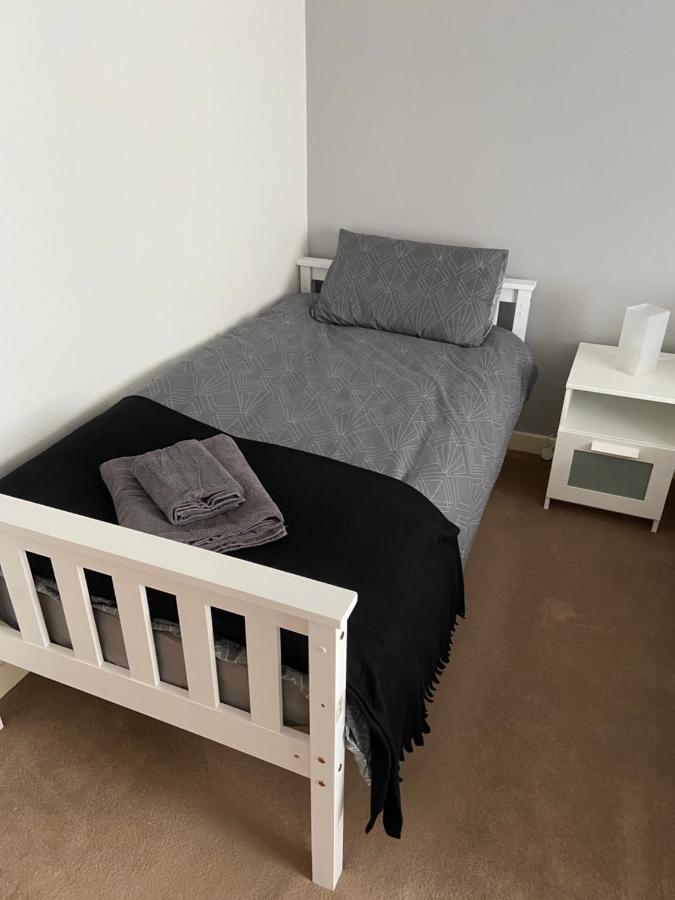 Cosy 3-Bedroom House, Stones Throw To Beach Weymouth Eksteriør billede